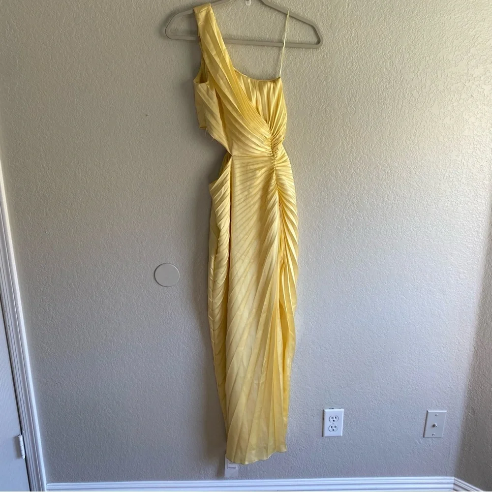 Abercrombie & Fitch Giselle Pleated One Shoulder Cutout Maxi Dress Yellow Petite